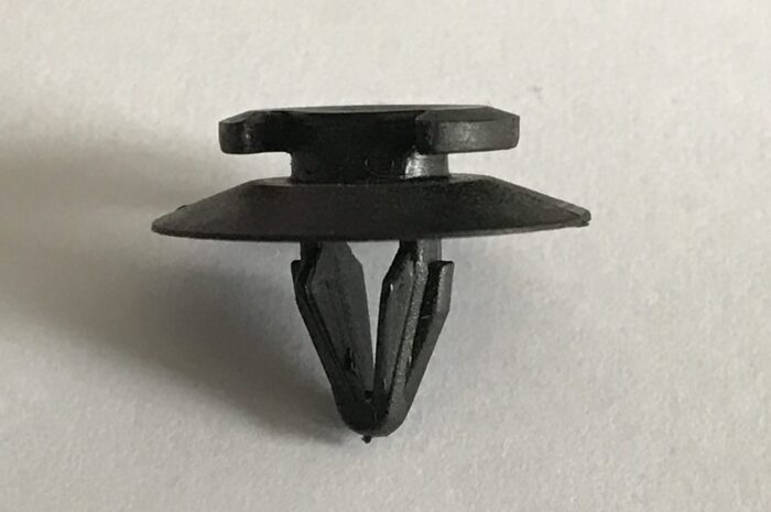 Clip-StoßstangengummiGolf1.1-scaled