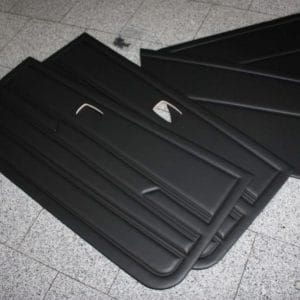 Golf 1 Türverkleidung/Türpappen für 2-Türer, schwarz, 4-teilig
